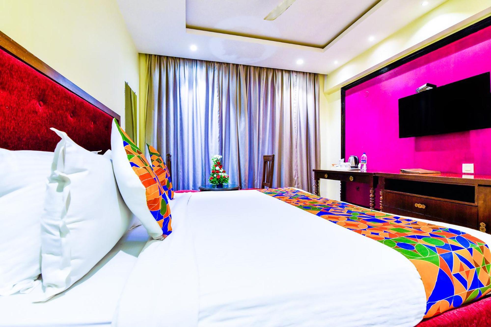 Fabhotel Prime The King'S Court - Nr Calangute Beach Esterno foto
